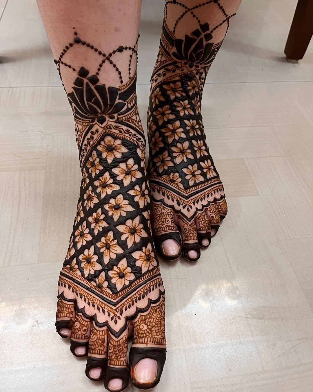 Full Hand & Feet